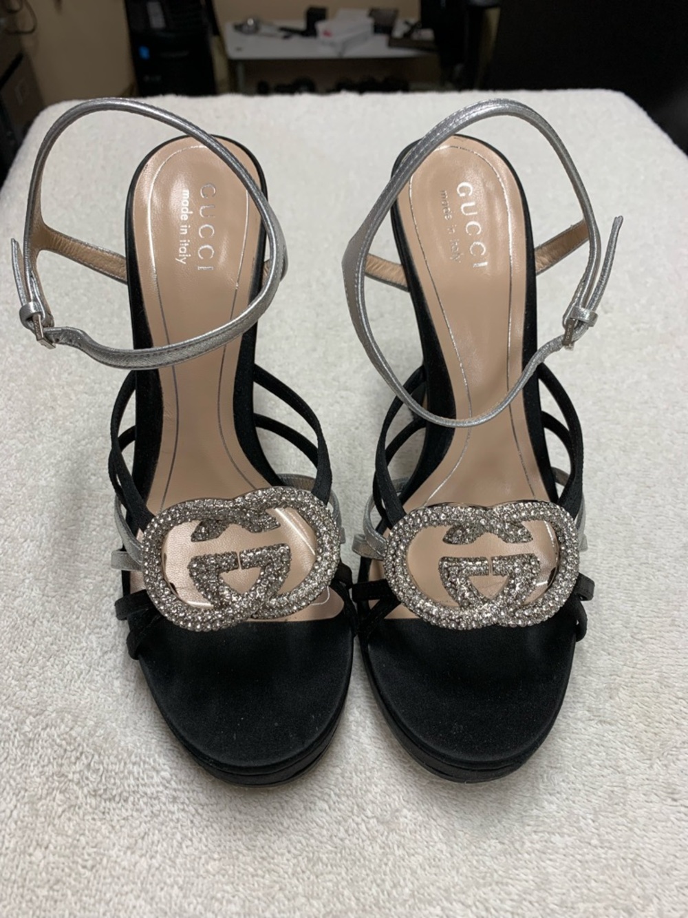 Gucci Black Suede Crystal Interlocking GG Pump Heels - Picture 3 of 16